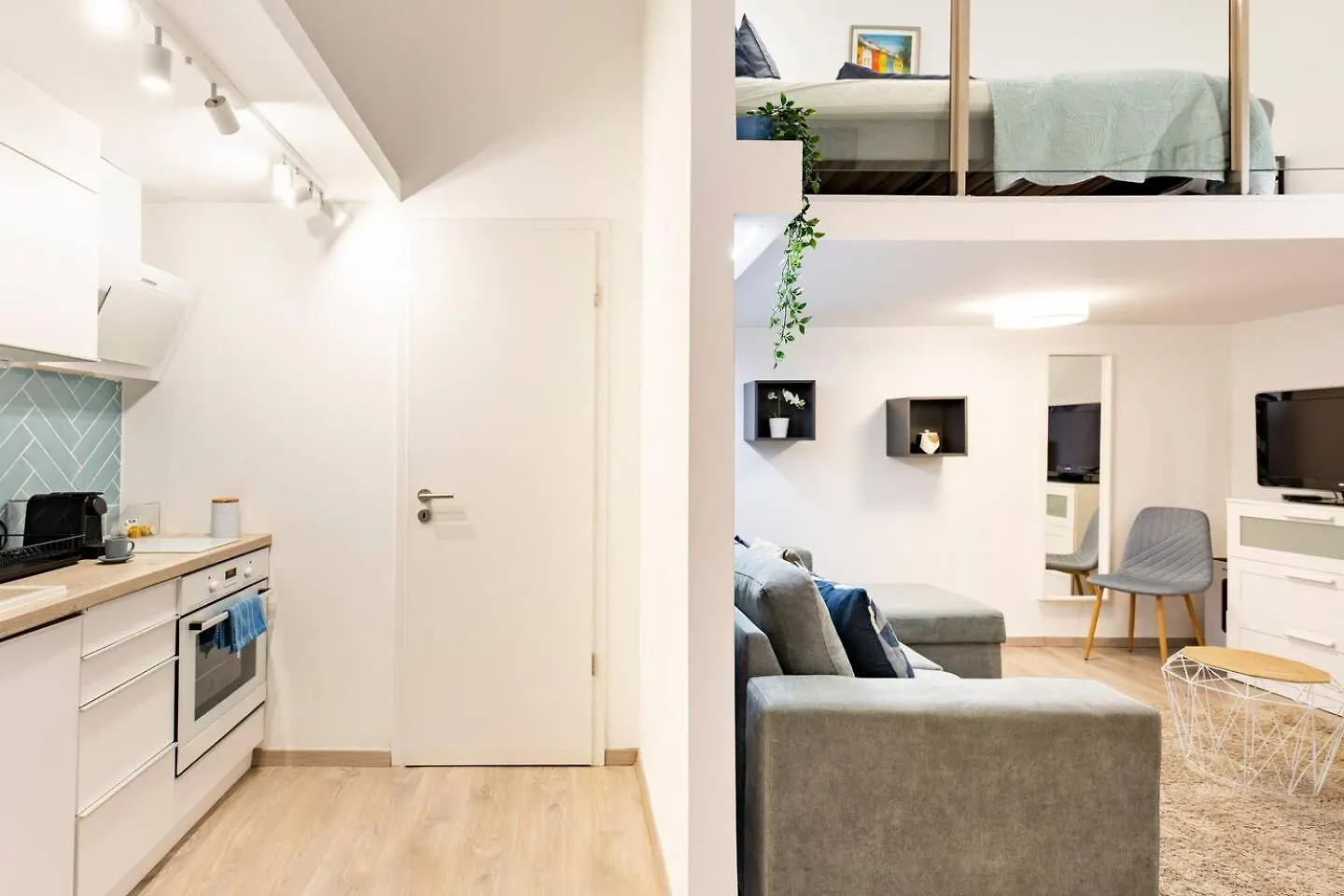 New! Central Location Flat By The Synagogue Apartment Budapest Hungary